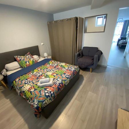 Toul Appartement Entier Avec Parking Prive Au Calme Cosy A Etage Avec Balcon Exterior photo